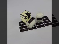 ملصق شمعة مخملي